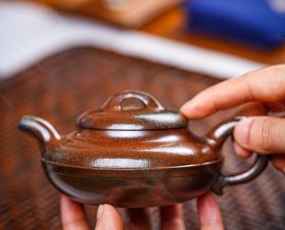 獨家首發，品名：線圓。泥料：極品紫泥（